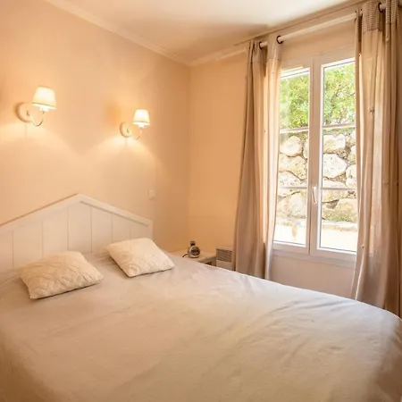 Restanques De Saint Tropez - Arums غريمو